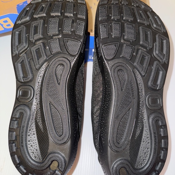 Brooks running shoes men size 12 all black - Picture 4 of 5